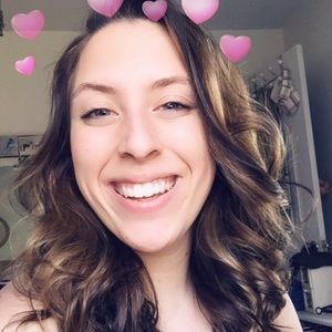 Meet your Posher, Leilani